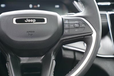 2025 Jeep Grand Cherokee Altitude X 4x4