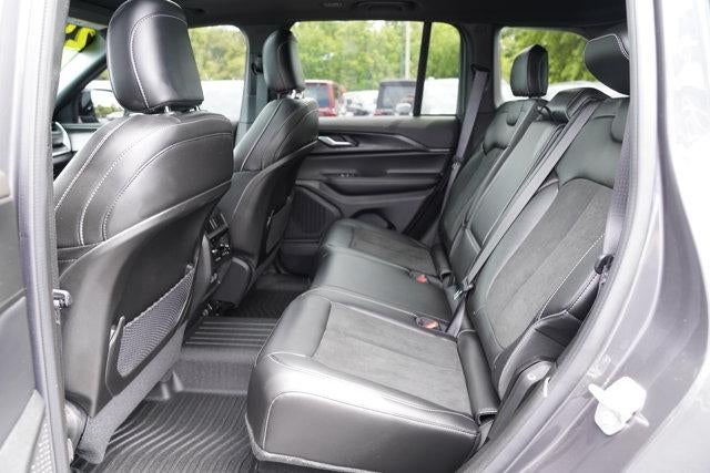 2025 Jeep Grand Cherokee Altitude X 4x4