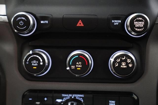 2022 RAM 1500 Big Horn 4x4 Crew Cab 5'7" Box