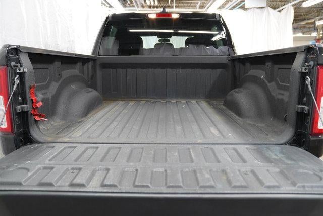 2022 RAM 1500 Big Horn 4x4 Crew Cab 5'7" Box