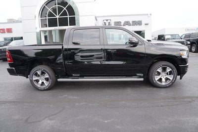2023 RAM 1500 Laramie 4x4 Crew Cab 5'7" Box