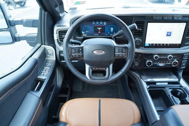 2024 Ford Super Duty F-250 SRW Platinum 4WD Crew Cab 6.75' Box