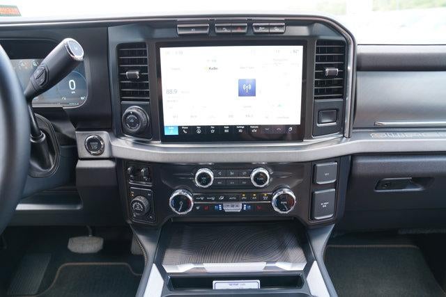 2024 Ford Super Duty F-250 SRW Platinum 4WD Crew Cab 6.75' Box