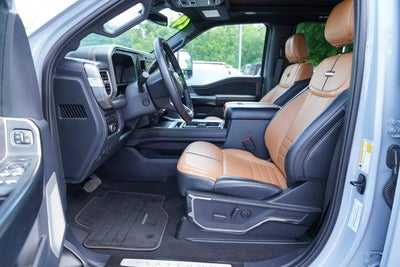 2024 Ford Super Duty F-250 SRW Platinum 4WD Crew Cab 6.75' Box