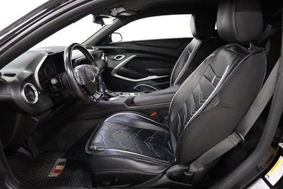 2022 Chevrolet Camaro 2dr Coupe 1LT