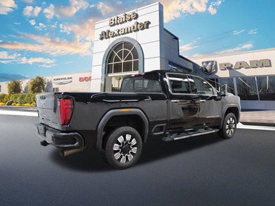2025 GMC Sierra 2500 HD Crew Cab Standard Box 4-Wheel Drive Denali