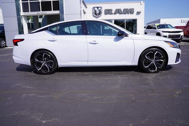 2024 Nissan Altima 2.5 SR Sedan