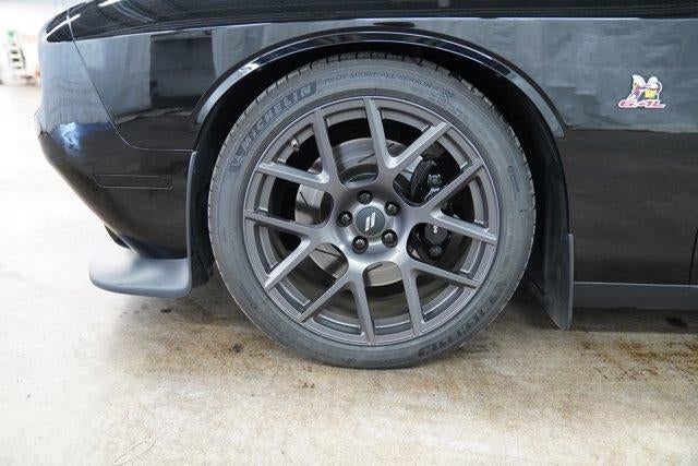2016 Dodge Challenger 2dr Cpe R/T Scat Pack