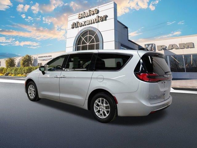 2024 Chrysler Pacifica Touring L FWD