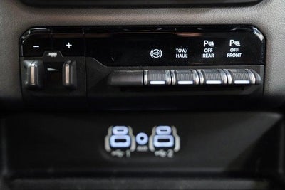 2023 RAM 2500 Lone Star 4x4 Mega Cab 6'4" Box *Ltd Avail*