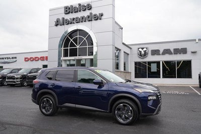2025 Nissan Rogue AWD SV