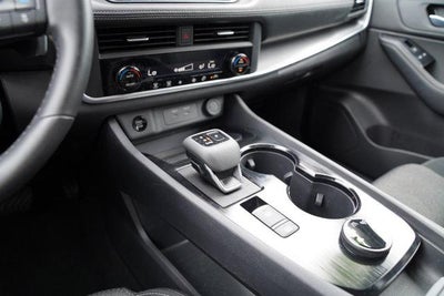 2025 Nissan Rogue AWD SV