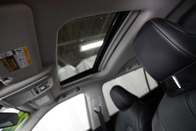 2022 Toyota Highlander Hybrid Limited AWD (Natl)