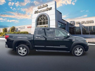 2012 Toyota Tundra 4WD Truck 4WD CrewMax Short Bed 5.7L Limited (Natl)