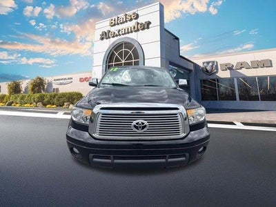 2012 Toyota Tundra 4WD Truck 4WD CrewMax Short Bed 5.7L Limited (Natl)