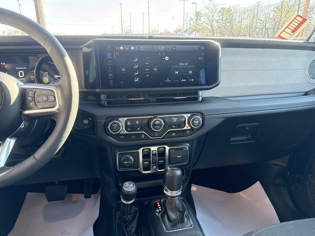 2025 Jeep Wrangler 4xe Sahara 4x4