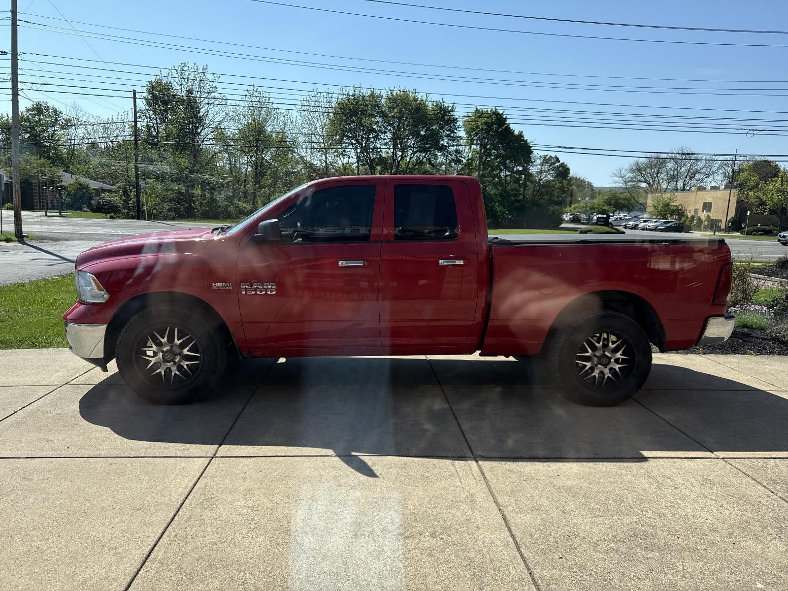 2013 RAM 1500 4WD Quad Cab 6.4 Ft Box SLT