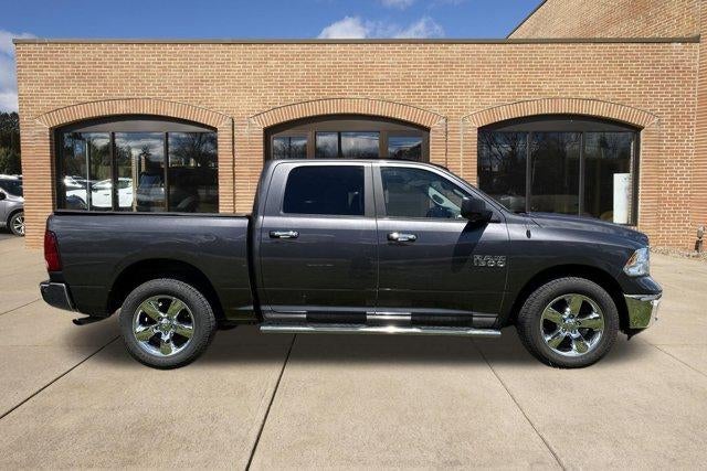 2017 RAM 1500 Big Horn 4x4 Crew Cab 5'7" Box