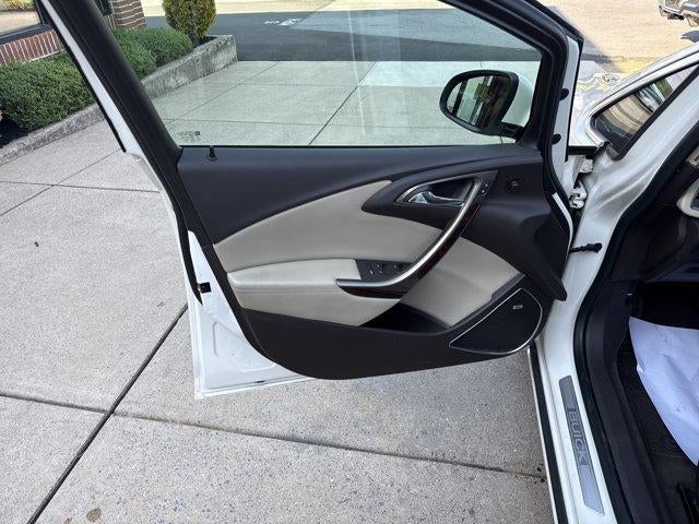 2014 Buick Verano 4dr Sdn Leather Group