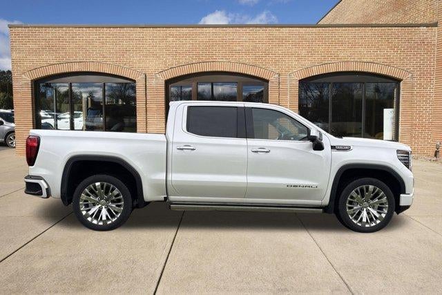 2023 GMC Sierra 1500 Crew Cab Short Box 4-Wheel Drive Denali