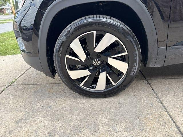 2026 Volkswagen Atlas Cross Sport 2.0T SE w/Technology 4MOTION
