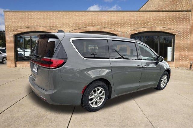 2023 Chrysler Pacifica Touring L FWD