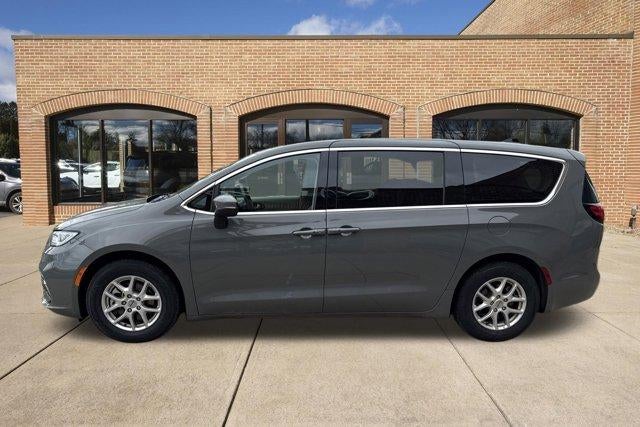 2023 Chrysler Pacifica Touring L FWD