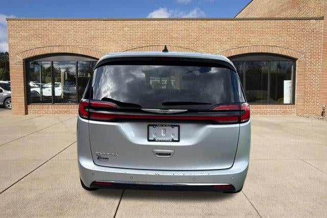 2023 Chrysler Pacifica Touring L FWD