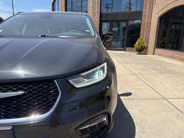 2023 Chrysler Pacifica Hybrid Touring L FWD