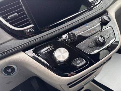 2023 Chrysler Pacifica Hybrid Touring L FWD