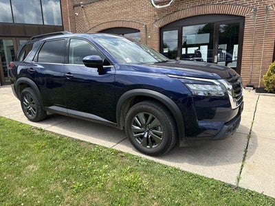 2025 Nissan Pathfinder SV 4WD