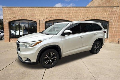 2016 Toyota Highlander AWD 4dr V6 XLE (Natl)