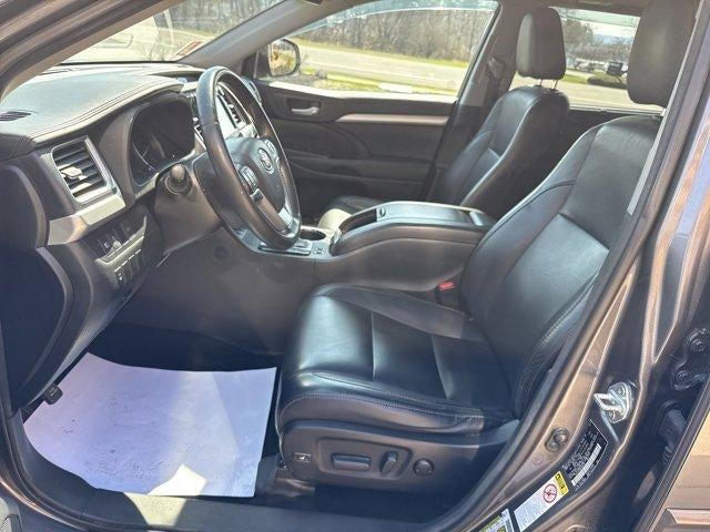 2017 Toyota Highlander XLE V6 AWD (Natl)