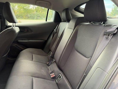 2025 Toyota Prius LE (Natl)