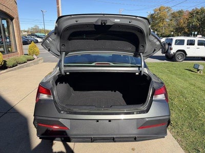 2026 Hyundai ELANTRA SEL Sport Sedan