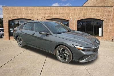 2025 Hyundai ELANTRA SEL Sport IVT