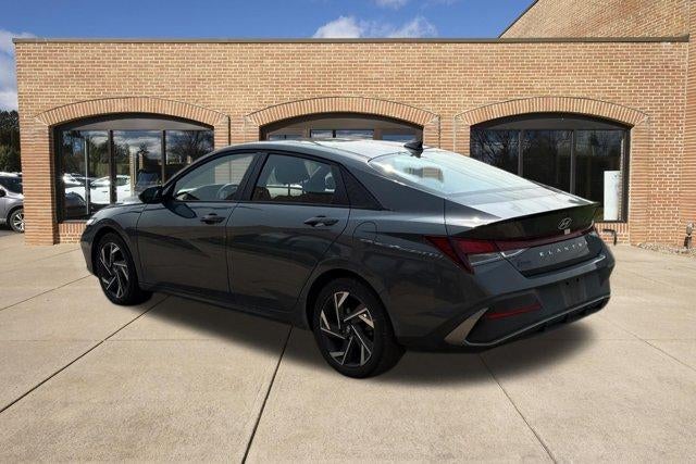 2025 Hyundai ELANTRA SEL Sport IVT