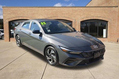 2025 Hyundai ELANTRA HYBRID SEL Sport DCT