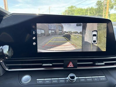 2024 Hyundai ELANTRA Limited IVT