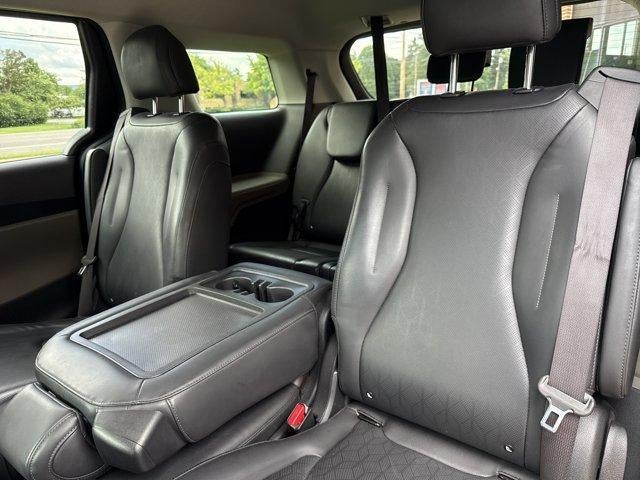 2025 Kia Carnival LXS FWD