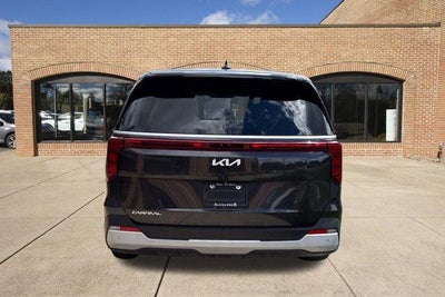 2025 Kia Carnival LXS FWD