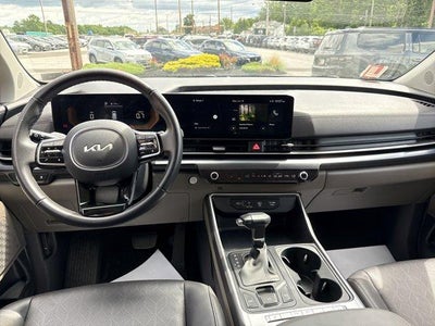 2025 Kia Carnival LXS FWD