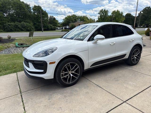 2025 Porsche Macan AWD