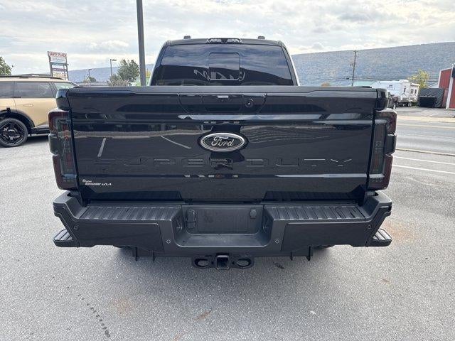 2025 Ford Super Duty F-250 SRW LARIAT 4WD Crew Cab 6.75' Box