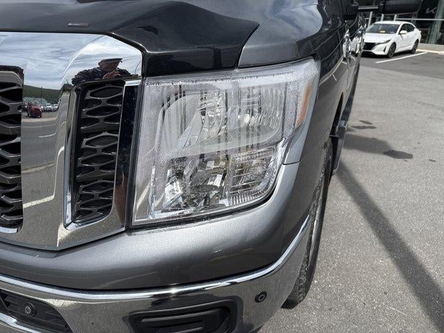 2018 Nissan Titan XD 4x4 Diesel Crew Cab SV