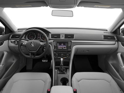 2018 Volkswagen Passat R-Line Auto