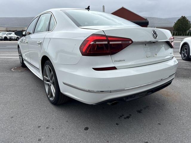 2017 Volkswagen Passat R-Line w/Comfort Pkg Auto