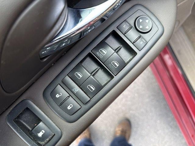 2013 Chrysler Town & Country 4dr Wgn Touring