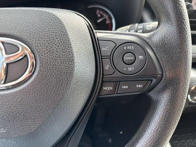 2025 Toyota RAV4 XLE AWD (Natl)