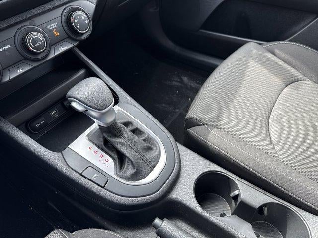 2023 Kia Forte LXS IVT